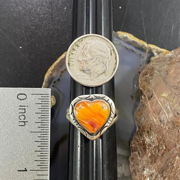 Native American Sterling Silver Heart Shape Spiny Oyster Ring Sz 5.75 For Women - Picture 9 of 10